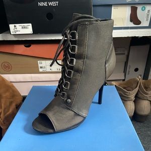 Simply Vera Vera Wang heeled open toe sandal